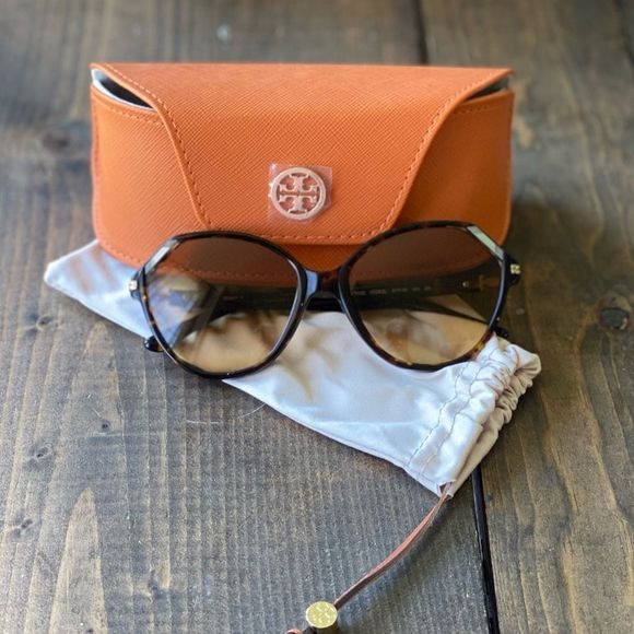 Tory Burch sunglasses, NWT main image 5